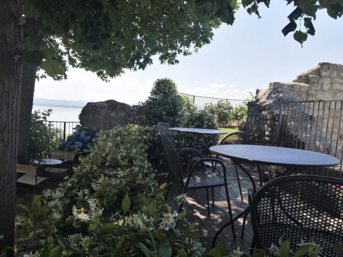 Il Torrione Bed and Breakfast Castiglione del Lago Eksteriør billede
